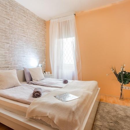 Central Premier Apartment Budapest Exterior foto